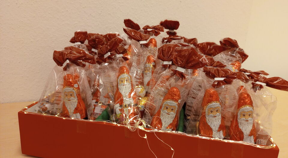 Schoko-Nikoläuse für die VON HERZEN Tour